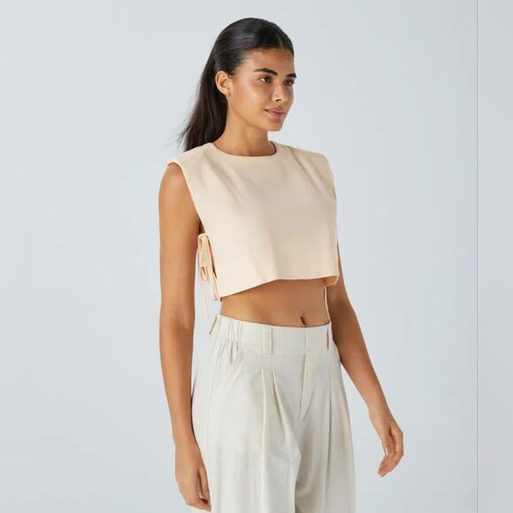 HALARA Tops - NWT Halara Linen Tank Size XL